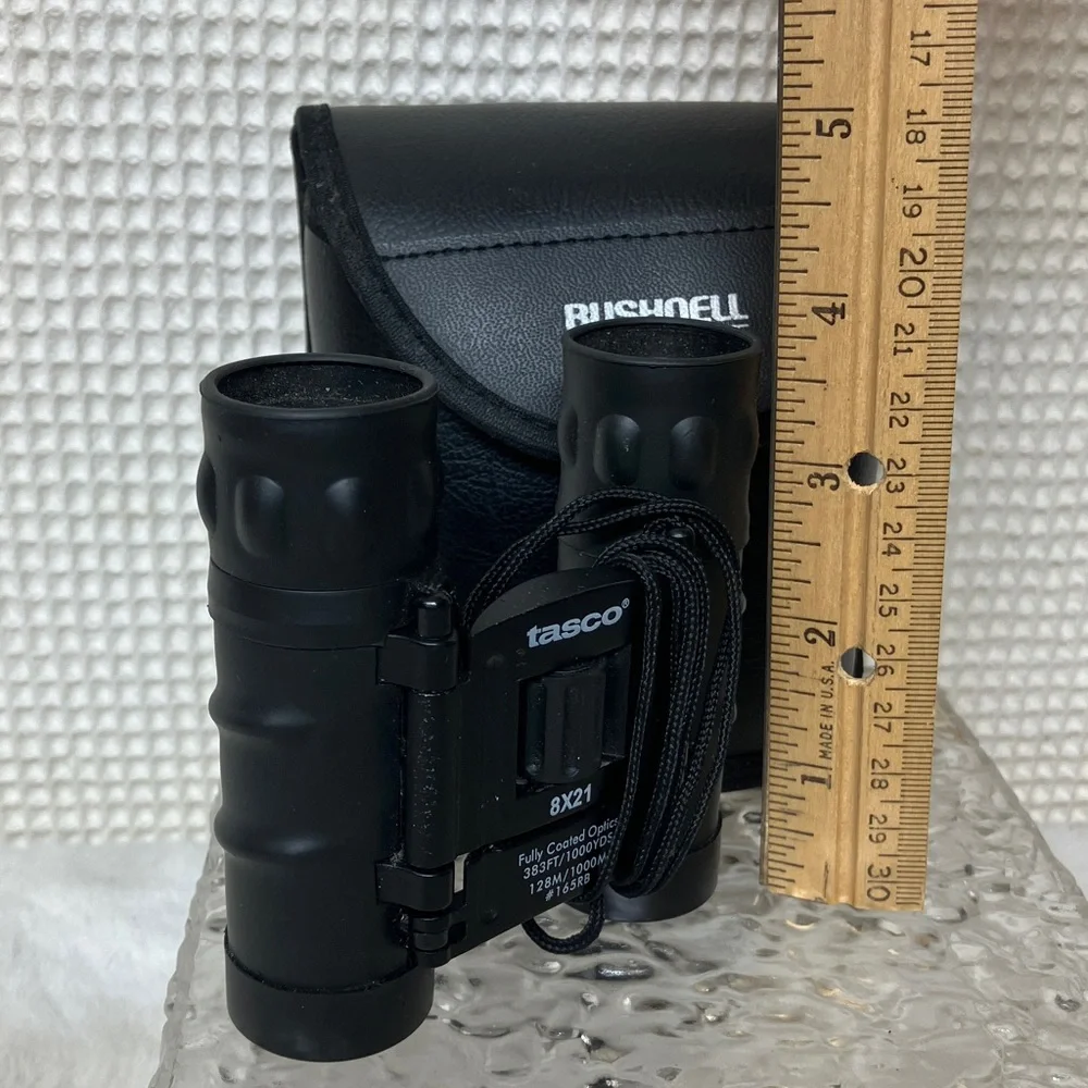 Black Binoculars 8x21